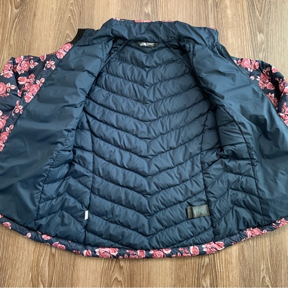 The North Face Womens Down Full Zip Puffer Jacket Floral Print Navy Pink Small - Picture 9 of 16